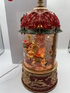 クリスマス♪ メリーゴーランド　サンタクロース　スノードーム⭐︎