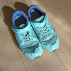 PUMA ミントグリーン スニーカー ベルクロ　22.5cm