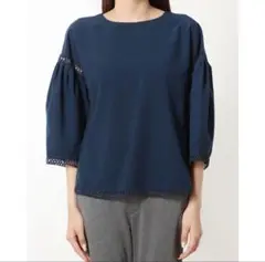 【WEB限定】　49AV.ジュンコシマダ　透かしディテールブラウス