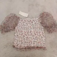 新品タグ付き♡花柄半袖チュールトップス