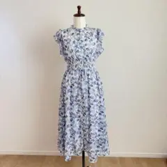 ⭐︎最終お値下げ⭐︎フラワープリントシャーリングワンピース