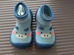 牛の顔デザイン ベビーシューズ ブルー