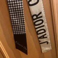 christian dior ミンツァスカーフ