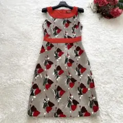 良品✨Max Mara✨フラワーワンピース　ノースリーブ　膝丈　花柄　グレージュ