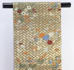 【名古屋帯】檜垣模様に花刺繍