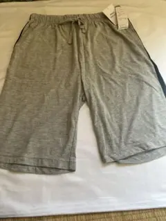 メンズ　ハーフパンツ　Mサイズ　新品