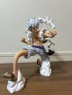 ワンピース　ニカ　フィギュア