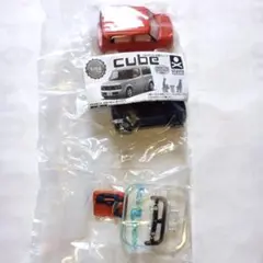 ガシャポン CUBE 1/64PLUS スタンドストーンズ 日産キューブパプリカ
