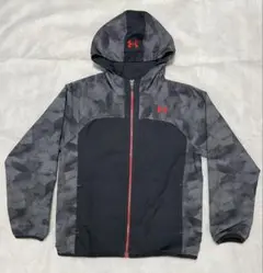 Under Armour カモフラージュ柄 ウィンドブレーカー YMD