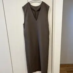 ナインアールVネックワンピース