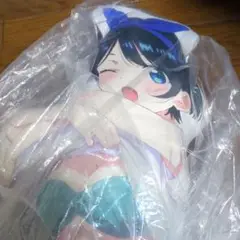 更科瑠夏のダイカットクッション