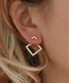 スクエアスタッドピアス
