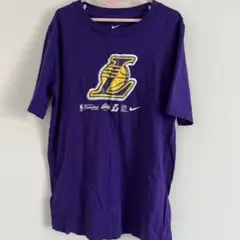 【ほぼ未使用】レイカーズ NIKE Tシャツ ジュニアMサイズ150〜160