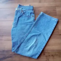 Levi's リーバイス ストレートデニム　ライトブルー 28