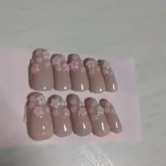 花柄装飾 ピンクネイルチップ