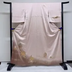 付け下げ　金駒刺繍　金彩　楓　能楽　鼓　ピンク　着物　101t