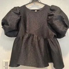 神戸レタス　ブラックパフスリーブトップス M