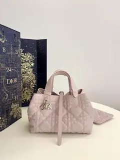 Dior ピンク キルティング ショルダーバッグ