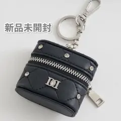 Item thumbnail for item 81c5fa9b-9816-4dd9-84e1-dce571d8d517