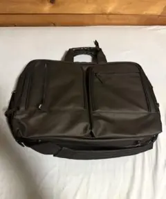 ダークブラウン ビジネスバッグ