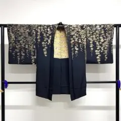 黒羽織　金糸　花模様　枝垂れ　菊花　着物　016k