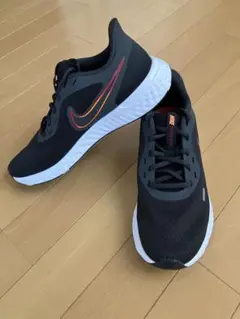 Nike ランニングシューズ ブラック/オレンジ