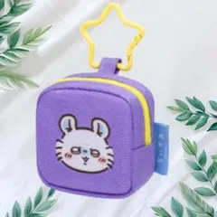 ちいかわ カラビナつき刺繍スクエアミニポーチ モモンガ
