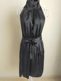 PEYTON PLACE 黒いハイネックノースリーブワンピース サイズS