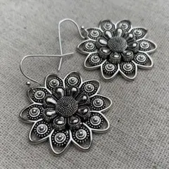 Item thumbnail for item 81c1acae-26ba-4b00-83ae-3dcae0711960