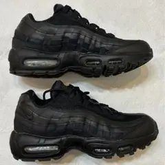 NIKE エアマックス95 エッセンシャル トリプルブラック 25.5cm