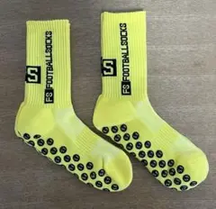 新品　サッカーソックス　トゥルーソックス　グリップソックス　 イエロー2足セット