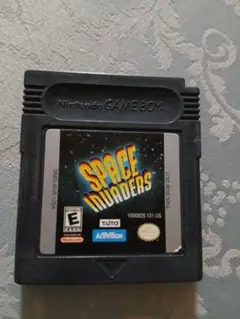SPACE INVADERS Nintendo Game Boy