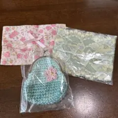 がま口財布とポケットティッシュケースセット　小物入れ　シャルレ