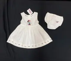 新品Disney store ディズニーストア12mos