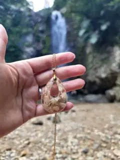 Item thumbnail for item ef5f28f2-d226-4bb3-803f-a86e4db8ca82