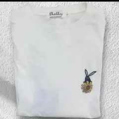 匿名配送✨シャビー ウサギ刺繍 ホワイト 長袖Tシャツ ロンT ゆったりサイズ