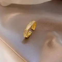 alternate stone ring