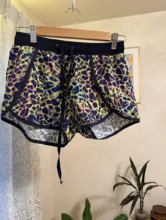 GFIT レオパード柄ショートパンツ