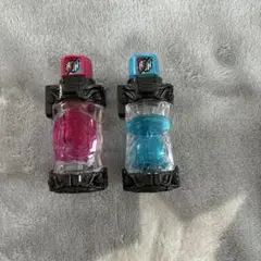 ローズフルボトル ヘリコプターフルボトル 仮面ライダー ビルド ローズフルボトル | 仮面ライダー図鑑 | 東映