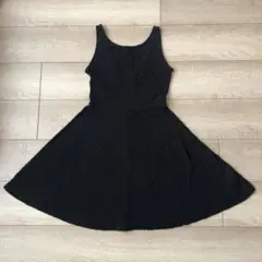 H&M ワンピース　ノースリーブ　Uネック　Aライン