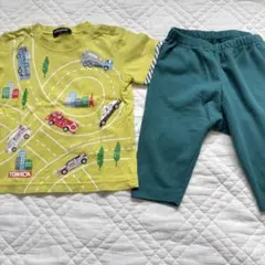 クレードスコープ　トミカ　半袖Tシャツ　ユニクロ　7分丈　レギンス　90