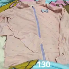 ピンクのラッシュガード 130