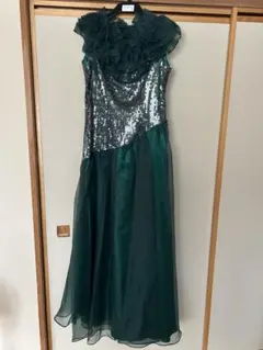 シンフォニック　ステージドレス　グリーン