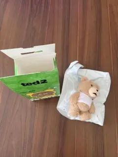 即日発送★POP MART（ポップマート）ted2 ぬいぐるみキーホルダー