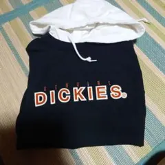 DICKIES フード付き 半袖ブラックパーカー