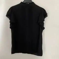 MISCH MASCH ミッシュマッシュ　フリル袖 ブラック トップスMサイズ