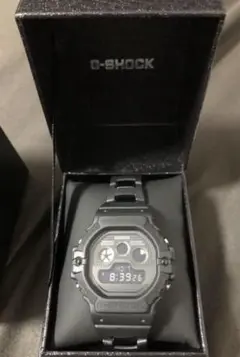コムデギャルソン カシオ Gショック ブラックアンドピンクマーケット black market CdG：Special G-SHOCK 販売方法｜コムデギャルソン