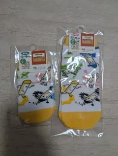 くれよんのくろくん　 キッズ　レディース　親子　靴下2足セット