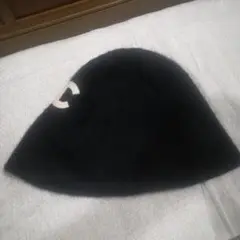 黒の刺繍ニット帽送料無料