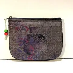 【現品限り】着物リメイク　大島紬　ラウンド型ファスナーポーチ　花器